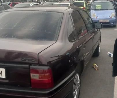 Opel Vectra, 1993 — сүрөт 5