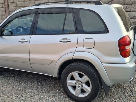 Toyota RAV4, 2003 — 照片 4