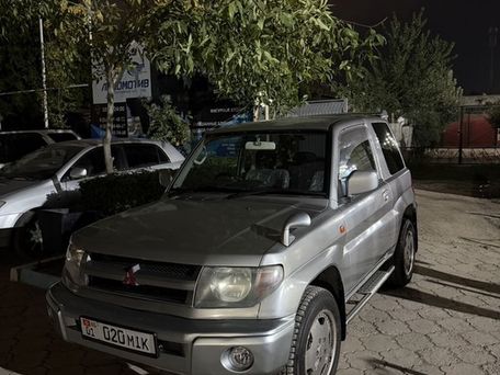 Mitsubishi Pajero iO, 1999 — сүрөт 1