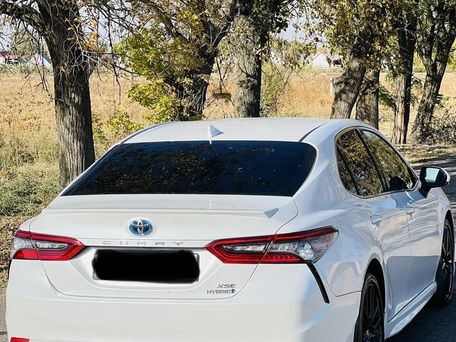 Toyota Camry, 2022 — 照片 8