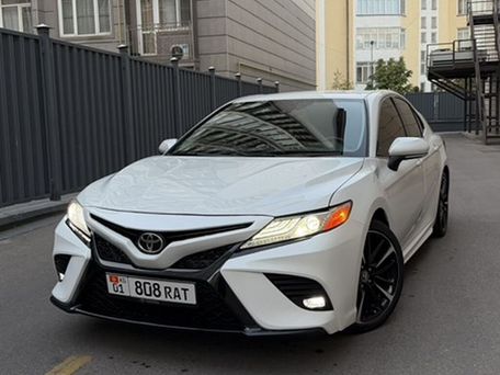 Toyota Camry, 2020 — сүрөт 1