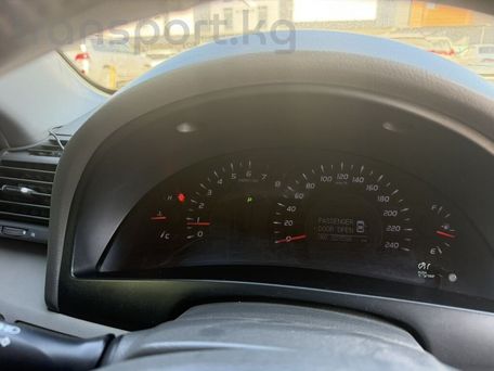 Toyota Camry, 2010 — сүрөт 9