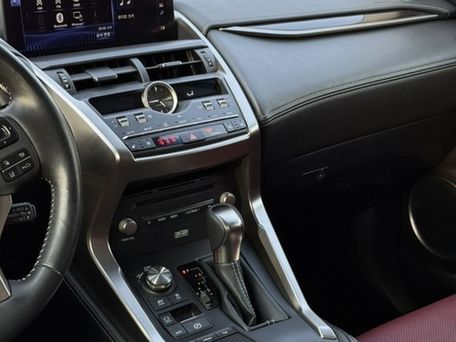 Lexus NX, 2019 — 照片 8
