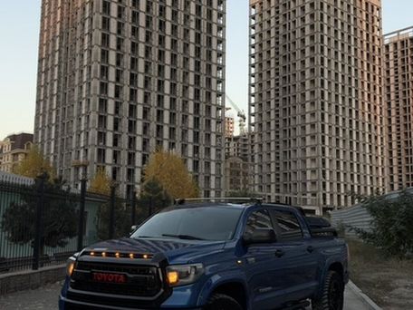 Toyota Tundra, 2017 — photo 2
