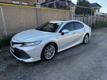 Toyota Camry, 2018 — сүрөт 1