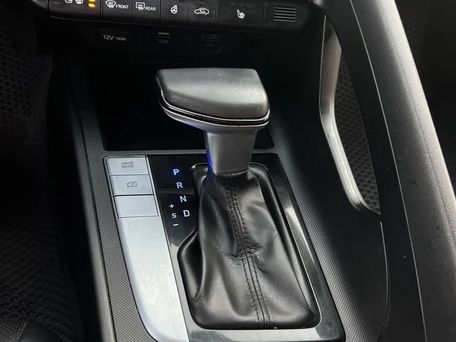 Hyundai Avante, 2020 — photo 8