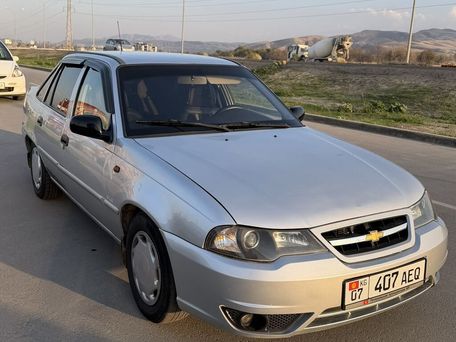Chevrolet Nexia, 2010 — 照片 4