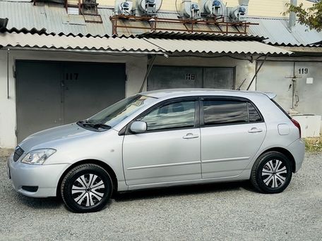 Toyota Allex, 2003 — 照片 2
