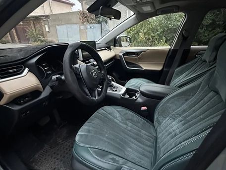 Toyota RAV4, 2018 — сүрөт 10