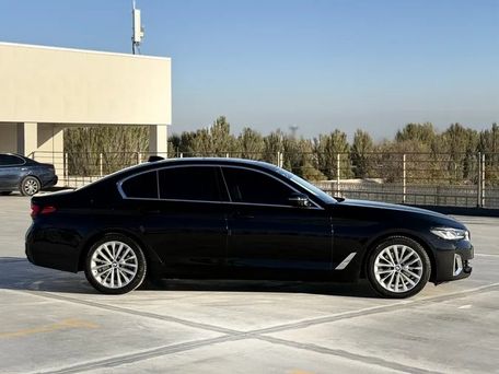 BMW 5 Series, 2020 — photo 4