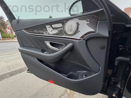 Mercedes-Benz E-Класс AMG, 2020 — фото 17