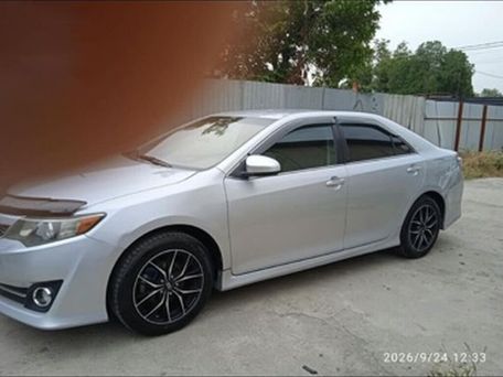 Toyota Camry, 2014 — photo 2