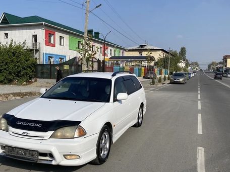 Toyota Caldina, 2000 — 照片 2