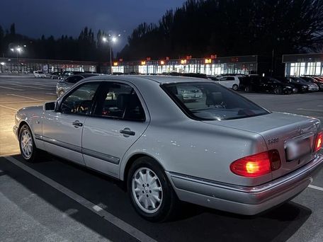 Mercedes-Benz E-Класс, 1997 — фото 1