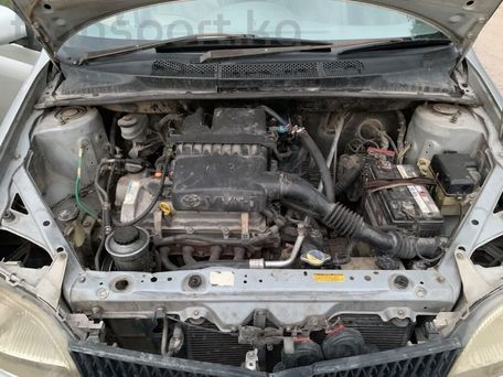 Toyota Platz, 2000 — photo 7