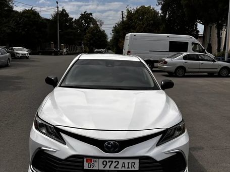 Toyota Camry, 2022 — фото 1