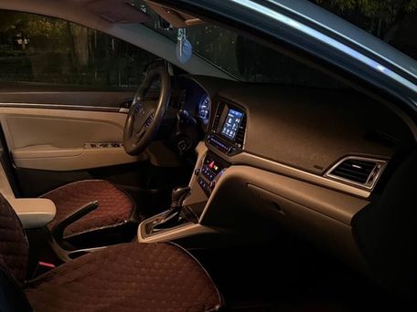 Hyundai Elantra, 2017 — сүрөт 11