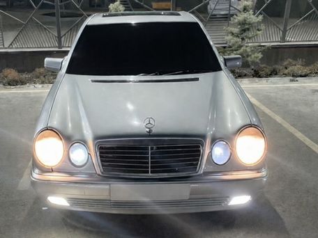 Mercedes-Benz E-Class, 1997 — photo 4