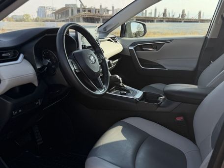 Toyota RAV4, 2021 — photo 9