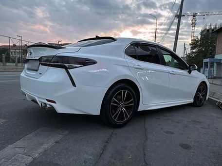 Toyota Camry, 2019 — 照片 3