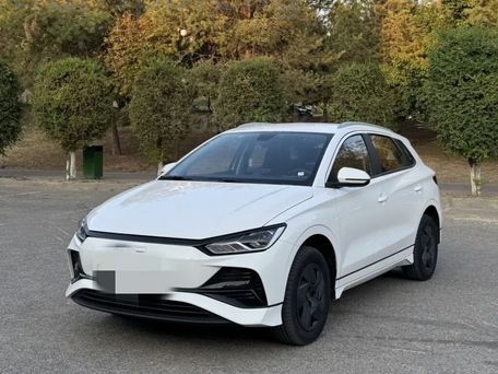 BYD E2, 2025 — photo 1