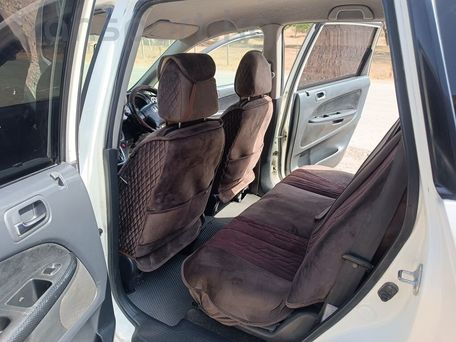 Honda Stream, 2001 — photo 10