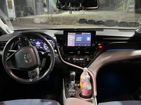 Toyota Camry, 2022 — 照片 7
