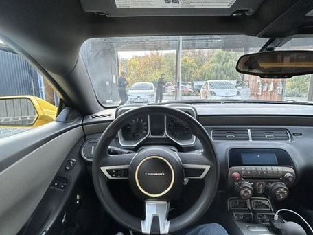Chevrolet Camaro, 2010 — photo 2