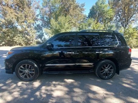 Lexus LX, 2008