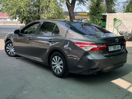 Toyota Camry, 2019 — фото 10