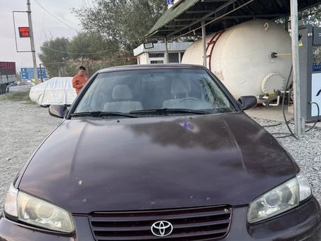 Toyota Camry, 1998 — 照片 10
