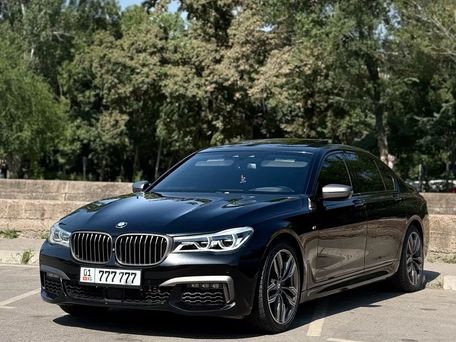 BMW 7 серии, 2019 — 照片 1