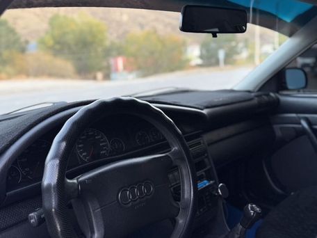 Audi A6, 1995 — 照片 1
