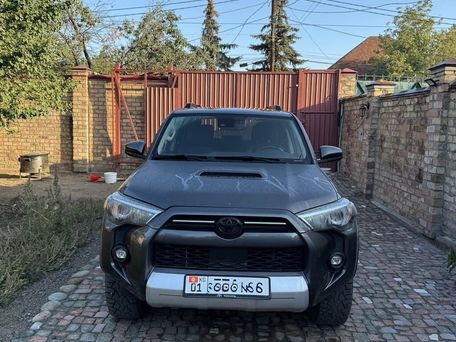 Toyota 4Runner, 2021 — 照片 1