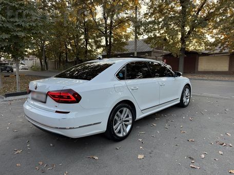 Volkswagen Passat, 2018 — photo 3