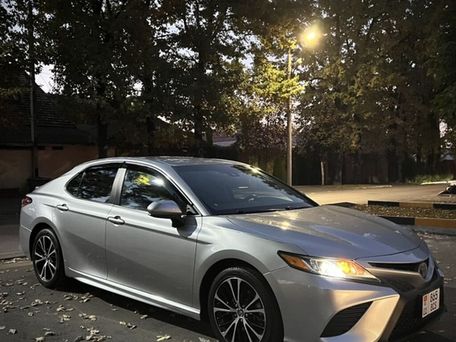 Toyota Camry, 2018 — photo 6
