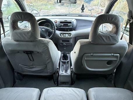 Nissan Almera Tino, 2001 — 照片 8