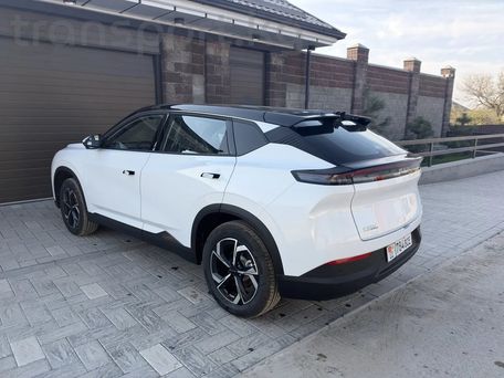 Dongfeng Aeolus L7, 2026 — photo 6