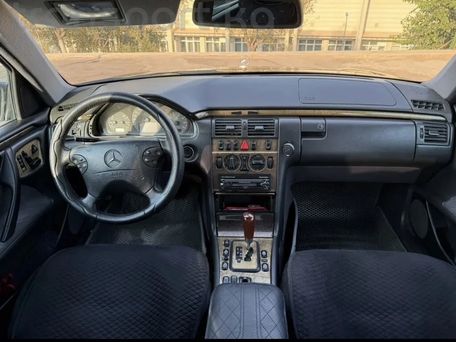 Mercedes-Benz E-Класс, 2000 — фото 3
