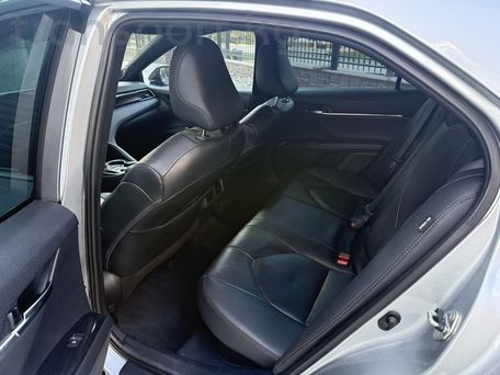 Toyota Camry, 2020 — 照片 9