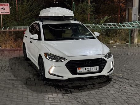 Hyundai Elantra, 2017