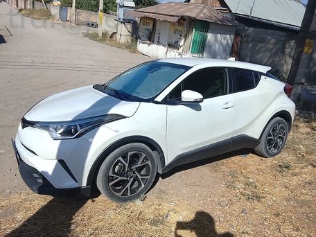 Toyota C-HR, 2018 — фото 3