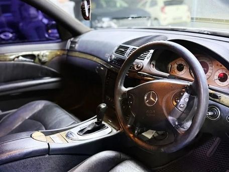 Mercedes-Benz E-Класс, 2002 — сүрөт 5