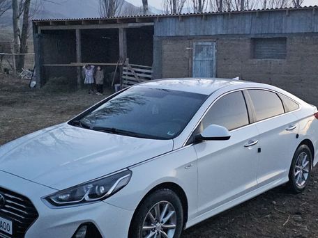 Hyundai Sonata, 2017 — фото 1