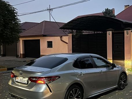 Toyota Camry, 2018 — photo 4