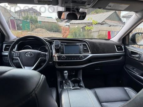 Toyota Highlander, 2019 — photo 3