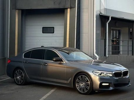 BMW 5 серии, 2016