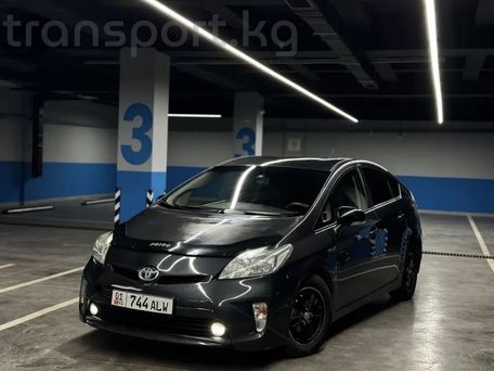 Toyota Prius, 2013 — photo 1