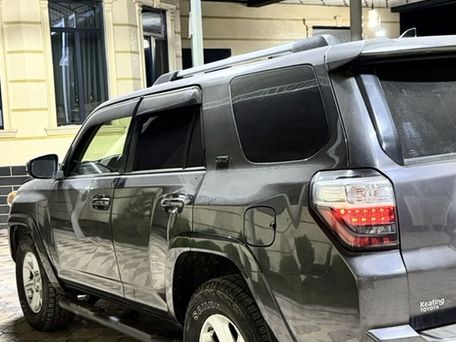 Toyota 4Runner, 2021 — фото 4