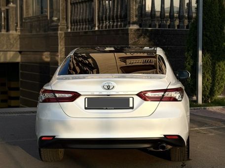 Toyota Camry, 2018 — фото 3